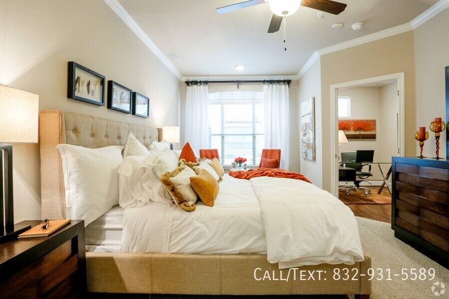 Apartment for rent at 3799 Westcenter Dr #PW81, Houston, TX 77042
