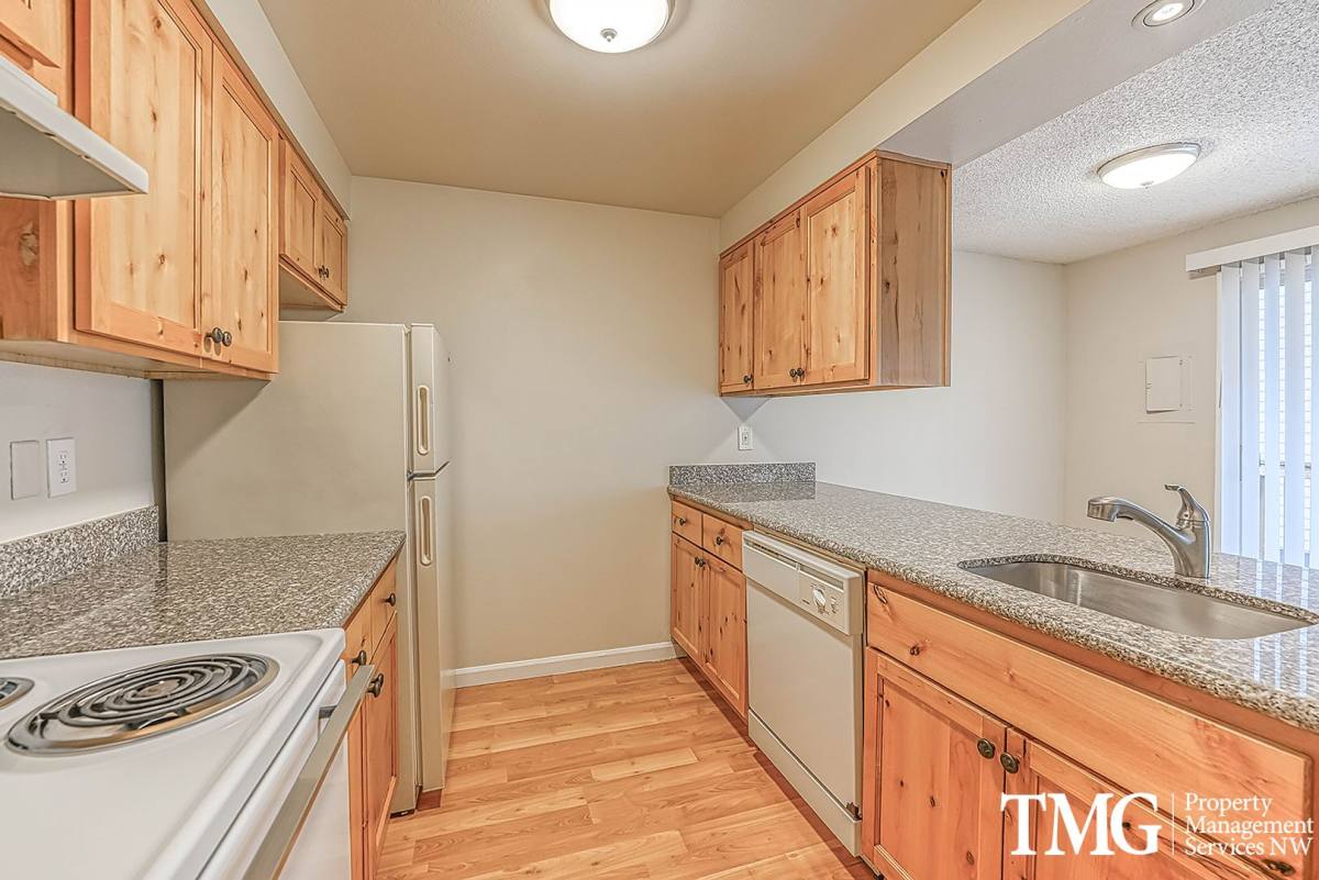 Apartment for rent at 4650 - 4702 SW Luradel St, Portland, OR 97219