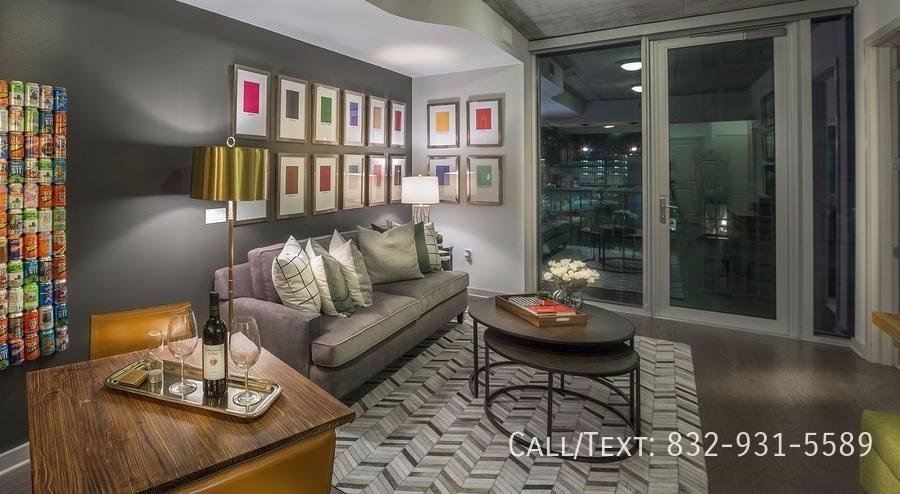 Apartment for rent at 1999 Main St #SOM1, Houston, TX 77002