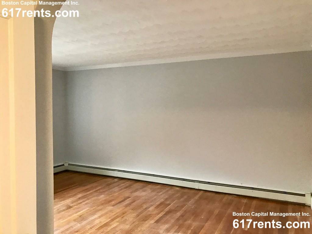 Apartment for rent at 14 Mount Ida #5, Newton, MA 02458