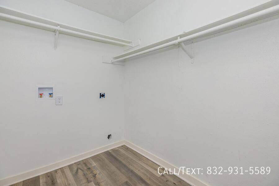 Apartment for rent at 2067 Spenwick Dr #APW, Houston, TX 77055
