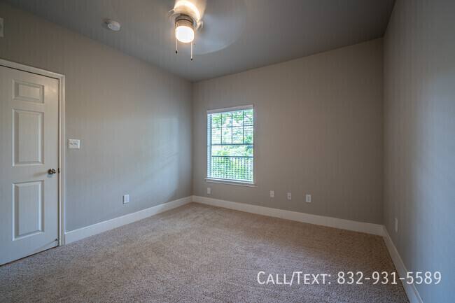 Apartment for rent at 25315 Borough Park Dr #ALX, Spring, TX 77380