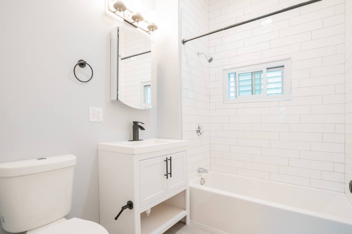Apartment for rent at 344 Saratoga St #3, East Boston, MA 02128
