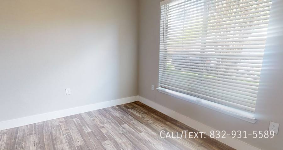 Apartment for rent at 234 E Medical Center Blvd #PLR, Webster, TX 77598