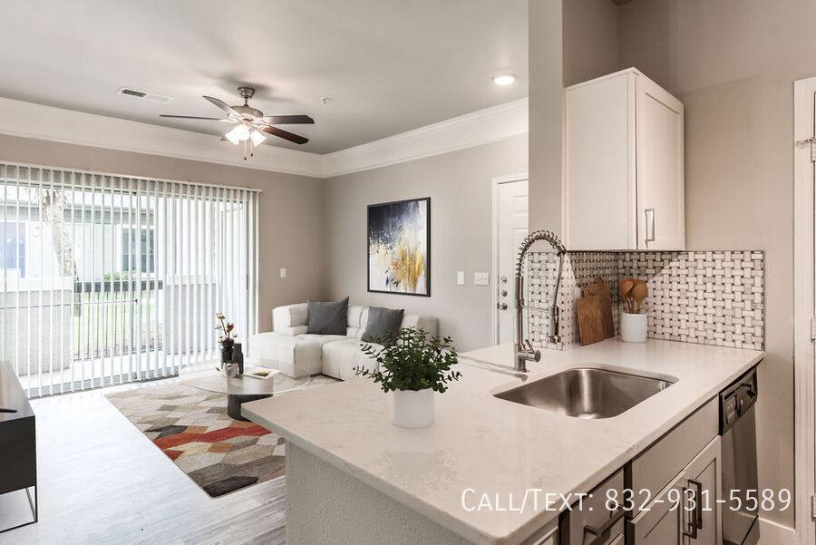 Apartment for rent at 234 E Medical Center Blvd #PLR, Webster, TX 77598