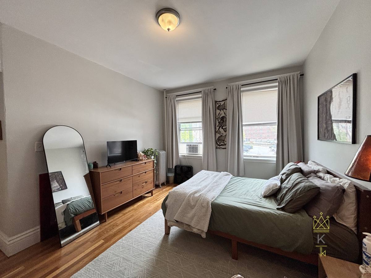 Apartment for rent at 175 Harvard St #3, Brookline, MA 02446
