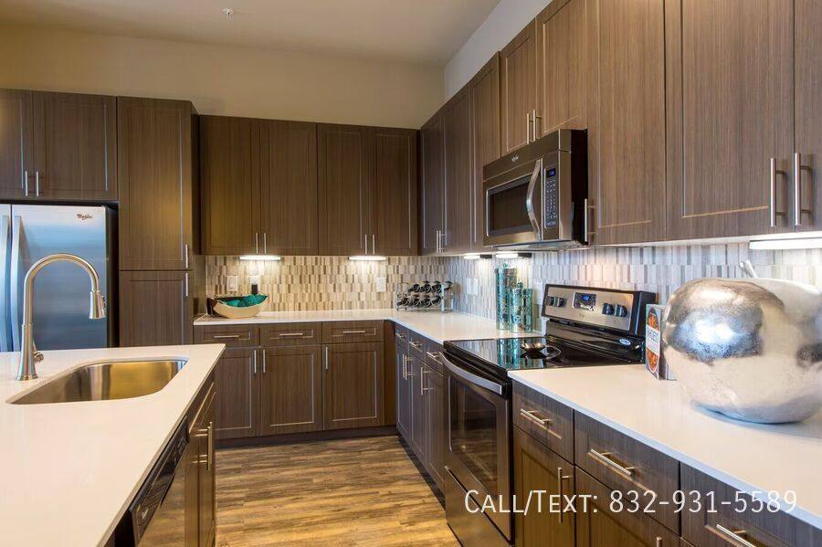 Apartment for rent at 3763 Washington Ave #PWN2, Houston, TX 77007