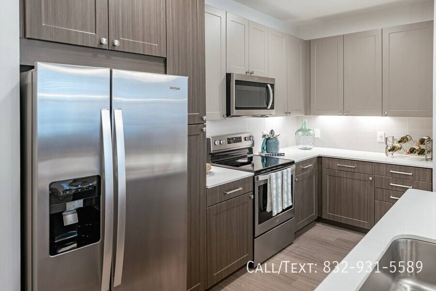 Apartment for rent at 11382 Boudreaux Rd #SL2, Tomball, TX 77375