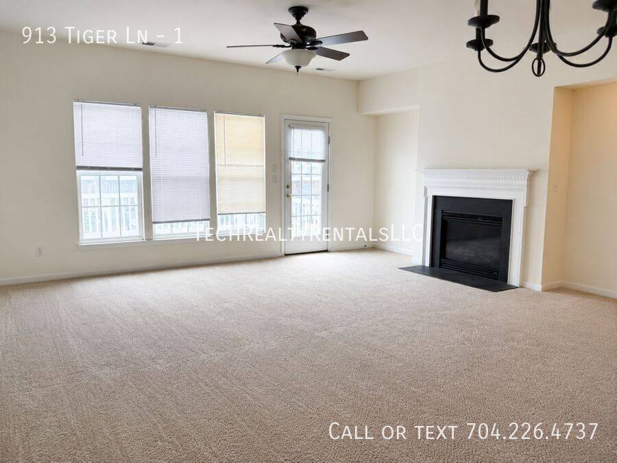 Townhouse for rent at 913 Tiger Lane #1, Charlotte, NC 28262