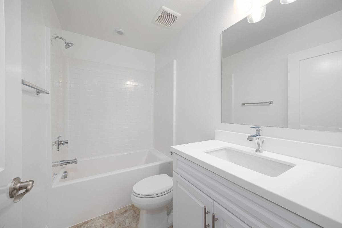 Townhouse for rent at 1749 Laurelwood Way, Oceanside, CA 92056