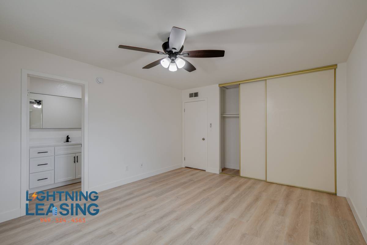 Apartment for rent at 536 E Cypress Ave #301, Burbank, CA 91501