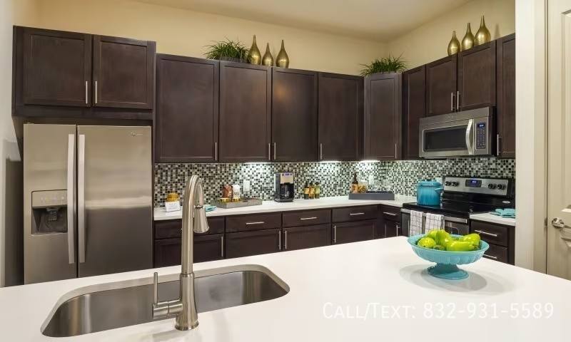 Apartment for rent at 14401 Mackilsee Lane #DWT2, Houston, TX 77079