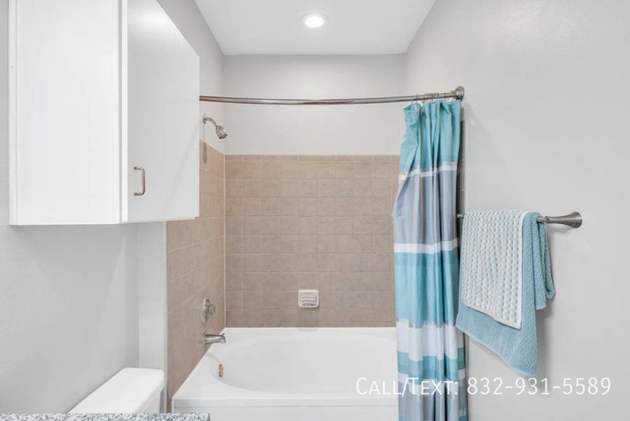 Apartment for rent at 6301 Miller Rd 2 #SEO8, Houston, TX 77049