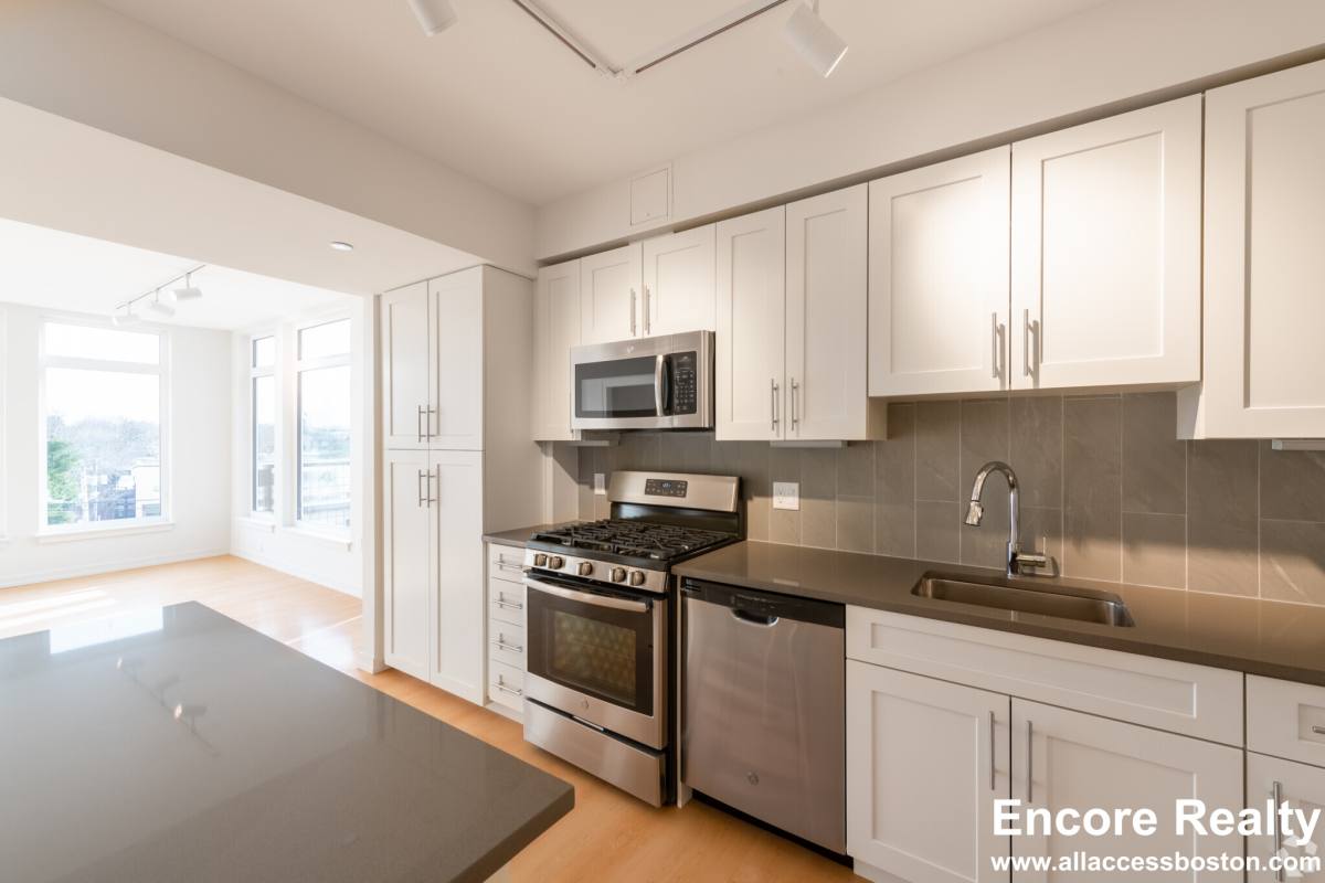 Apartment for rent at 77 New St #117, Cambridge, MA 02138