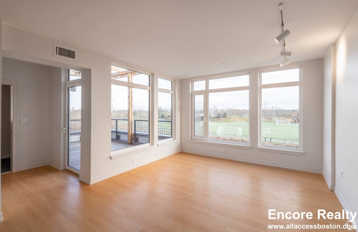 Apartment for rent at 77 New St #117, Cambridge, MA 02138