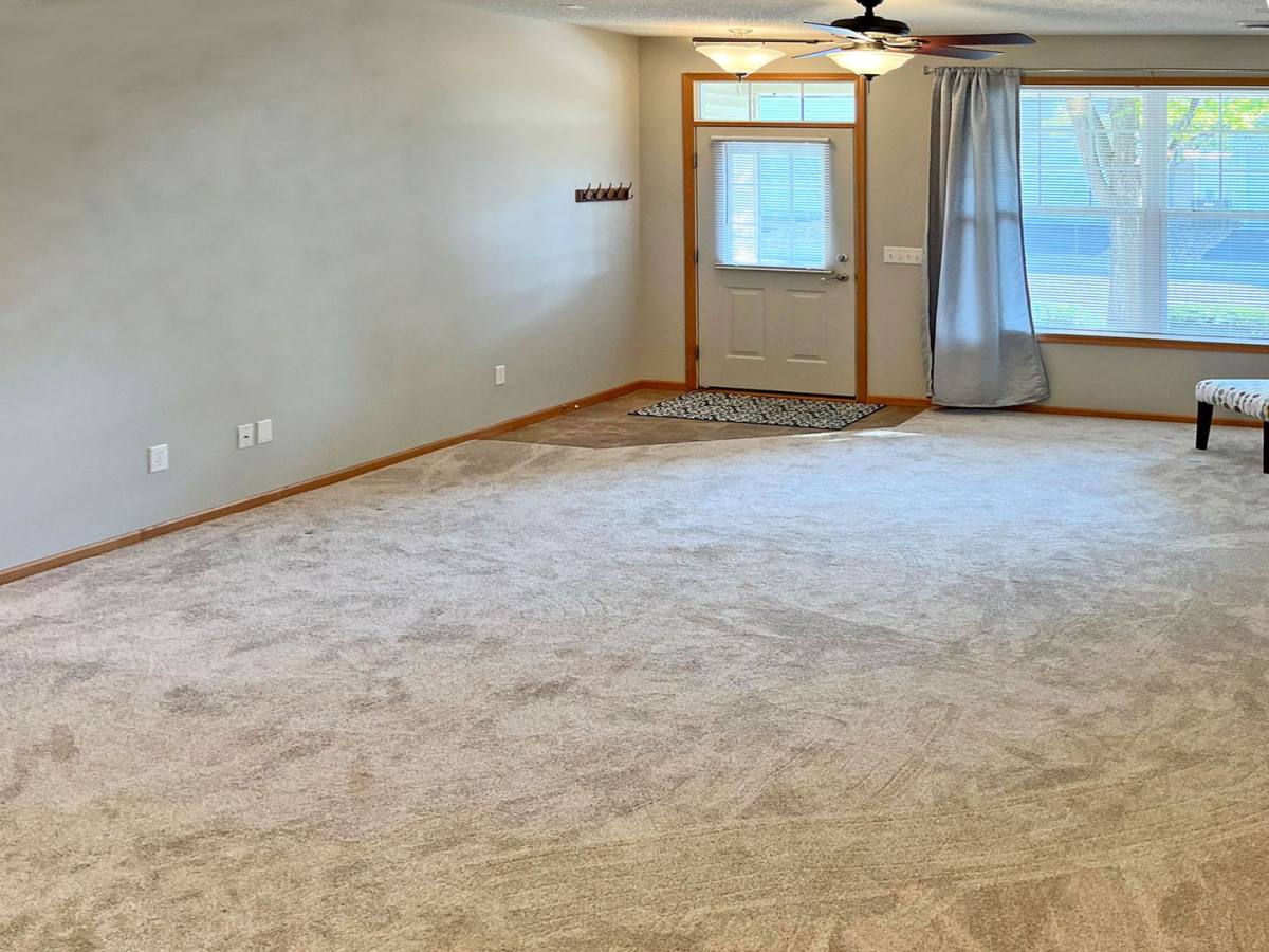 Townhouse for rent at 3314 Hazel Tr, Saint Paul, MN 55129