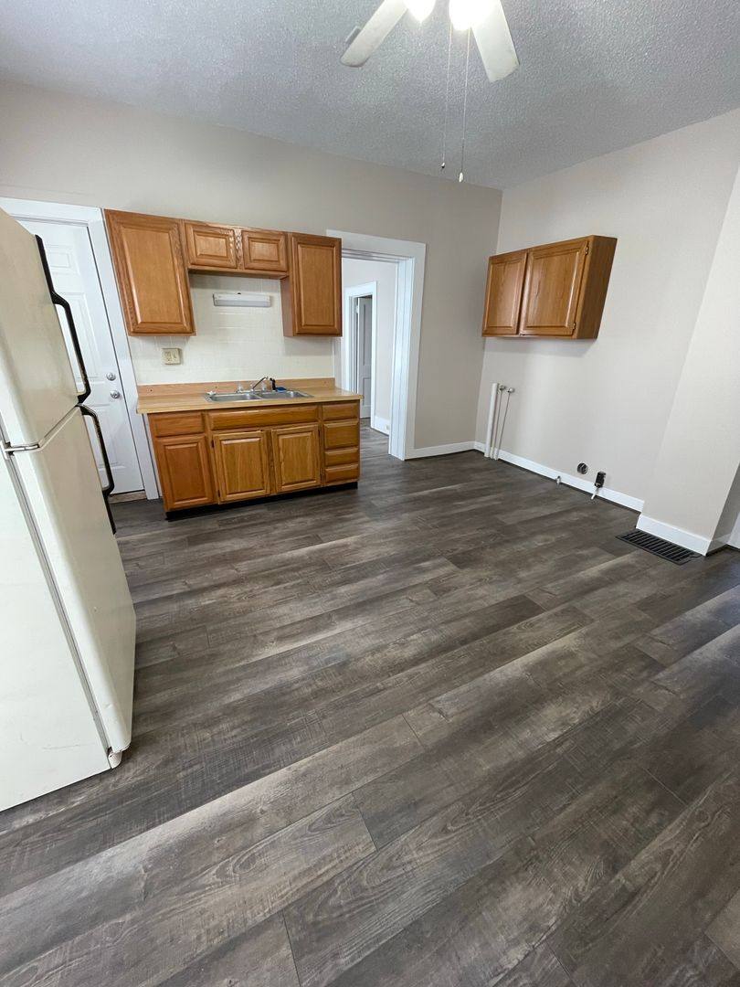 Apartment for rent at 934-936 W 5th St, Erie, PA 16507