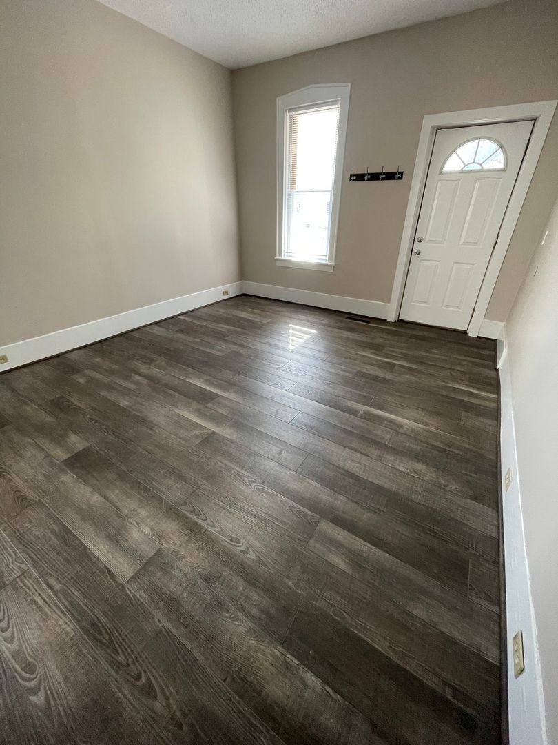 Apartment for rent at 934-936 W 5th St, Erie, PA 16507