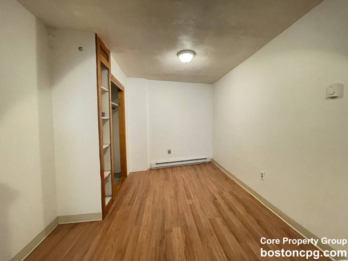Apartment for rent at 64 Prince St #2, Boston, MA 02113