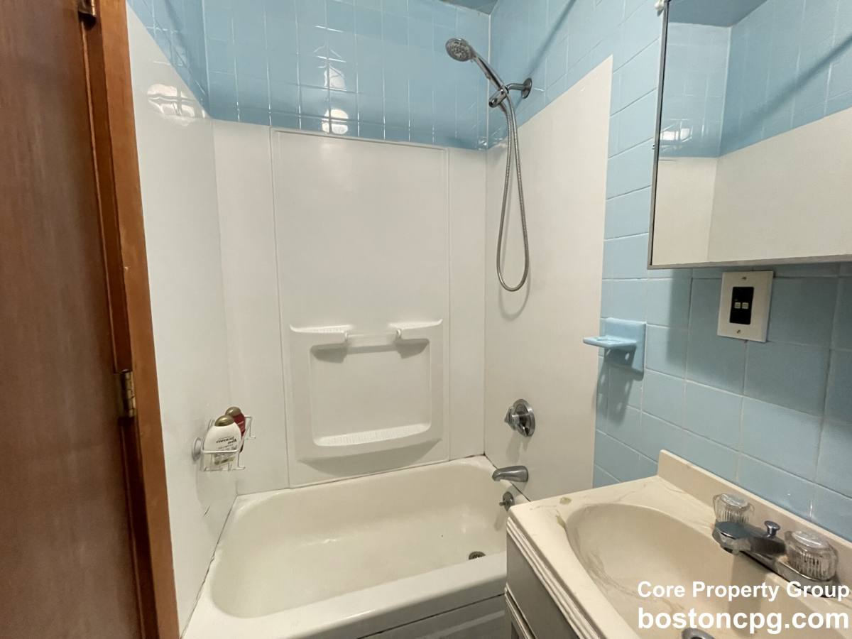Apartment for rent at 64 Prince St #2, Boston, MA 02113