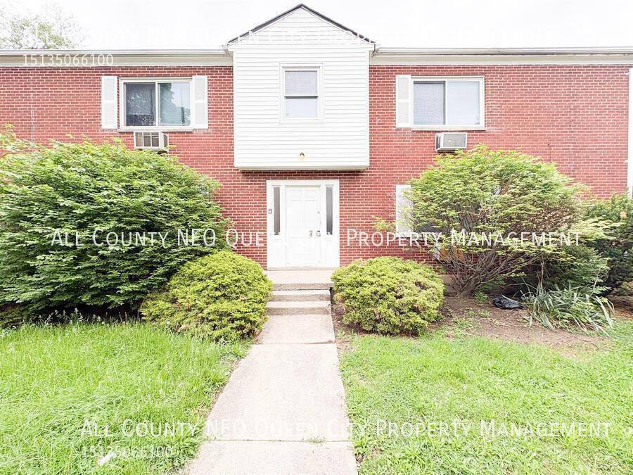 Apartment for rent at 2334 Davue #2, Dayton, OH 45406