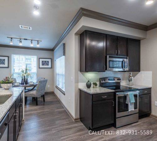 Apartment for rent at 1498 Parkway Plaza Dr #HWT2, Houston, TX 77077