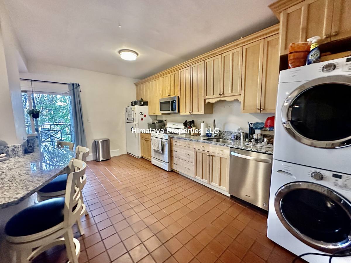 Apartment for rent at 5 Sachem St #2, Roxbury Crossing, MA 02120