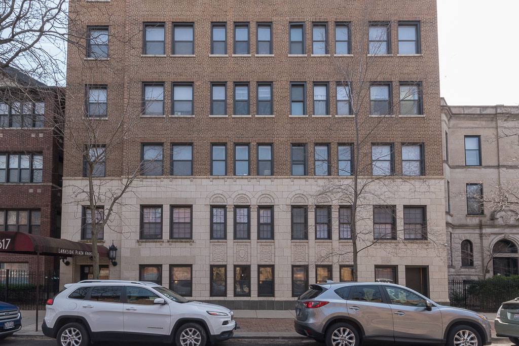 Apartment for rent at 815 Lakeside Place #P107, Chicago, IL 60640