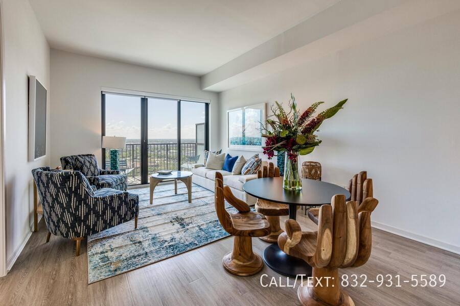 Apartment for rent at 1901 Lauderdale St #VM1, Houston, TX 77030