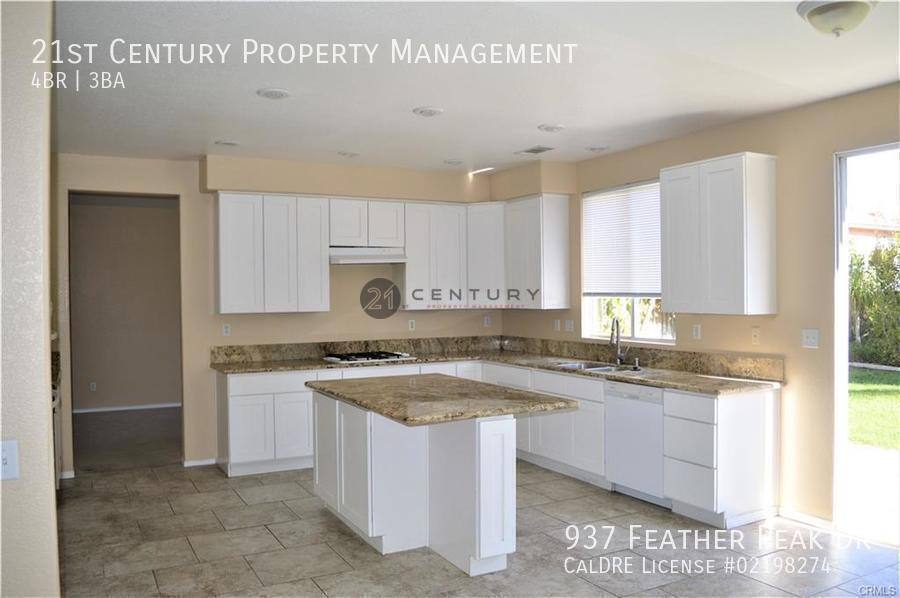 House for rent at 937 Feather Peak Dr, Corona, CA 92882