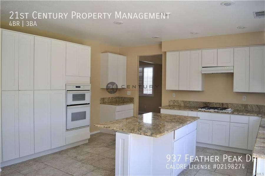 House for rent at 937 Feather Peak Dr, Corona, CA 92882