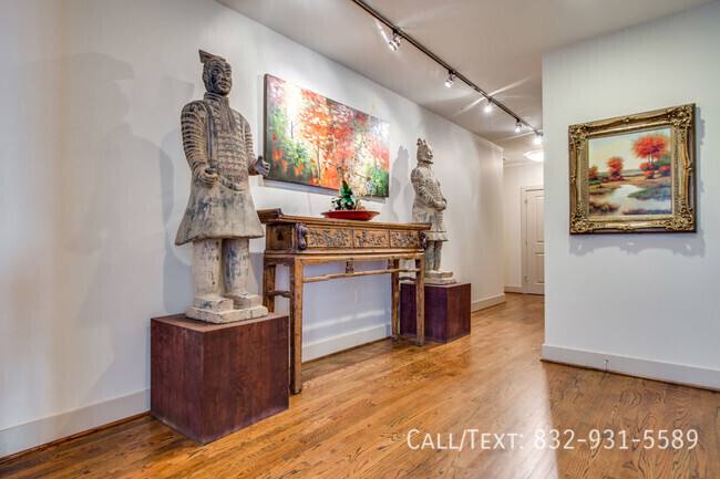 Apartment for rent at 1757 Walker St #OPP2, Houston, TX 77010