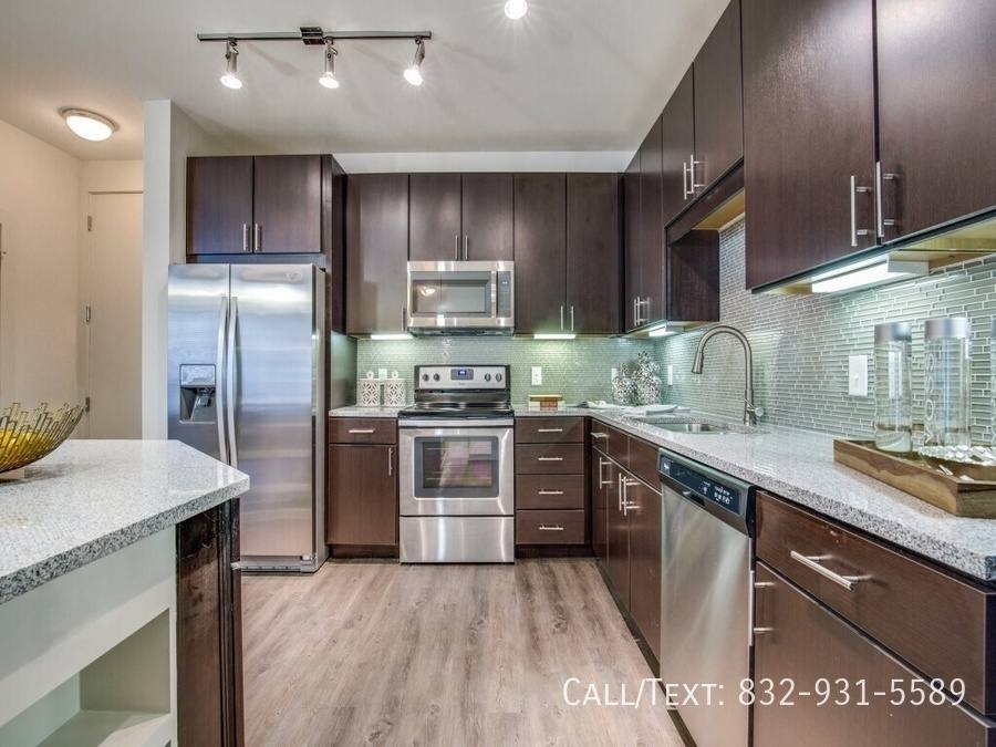 Apartment for rent at 2701 Planters St #FAAC, Sugar Land, TX 77479