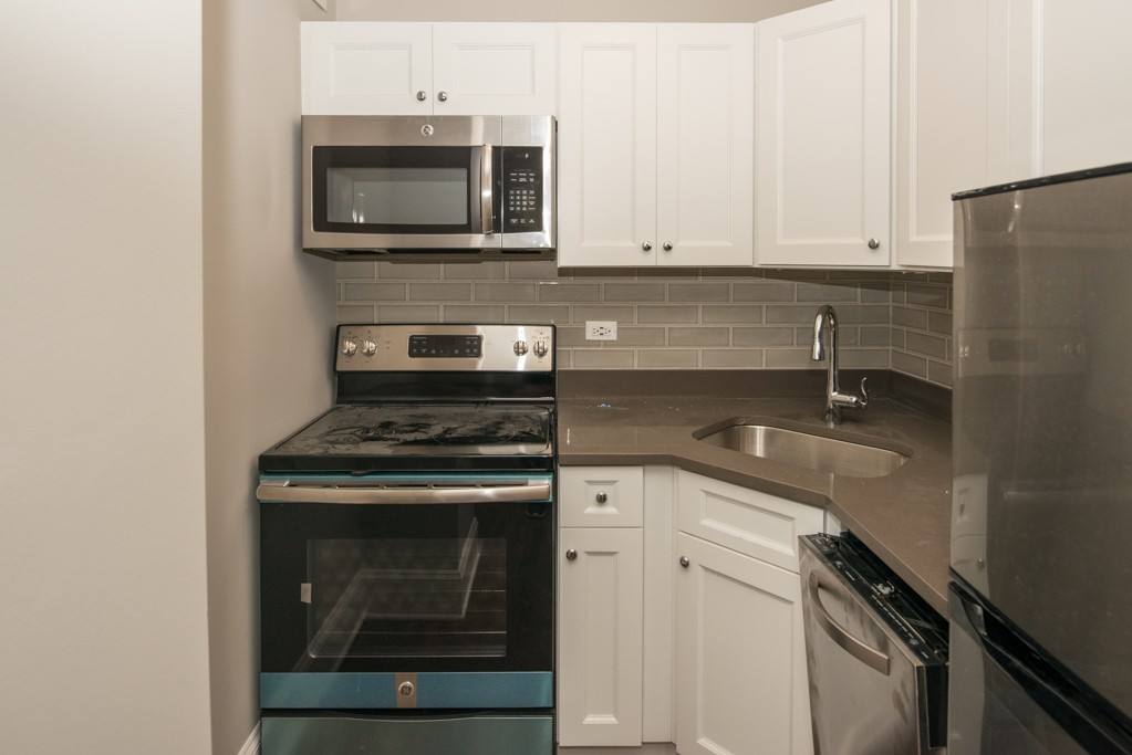 Apartment for rent at 815 Lakeside Place #P802, Chicago, IL 60640