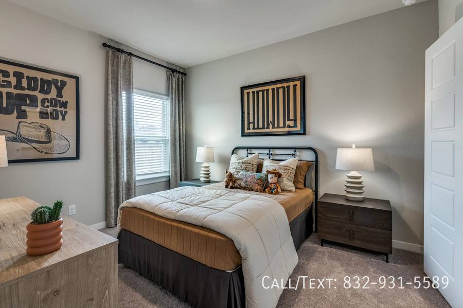 Apartment for rent at 195 Kellington Dr, Kingwood, TX 77339