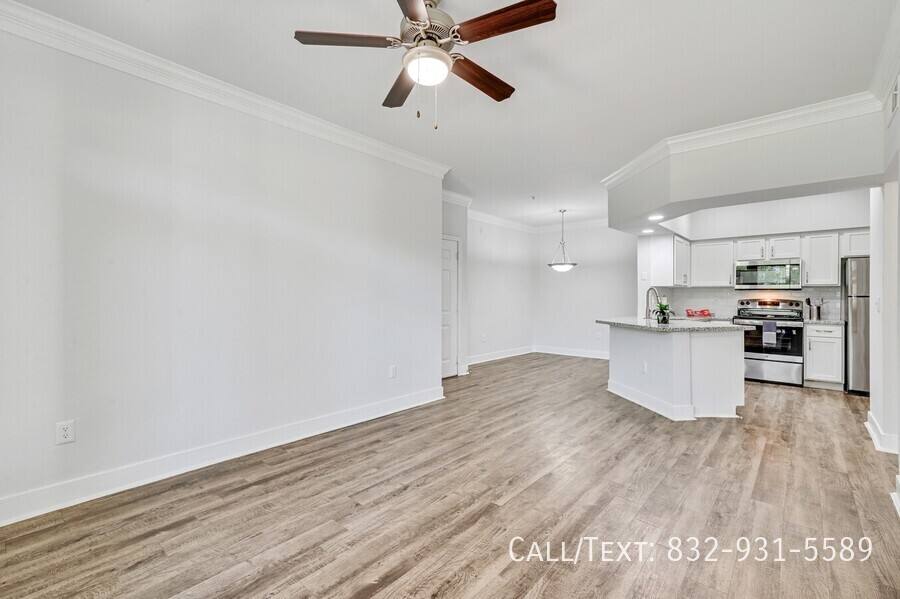 Apartment for rent at 12548 Oxford Park Dr #28RO, Houston, TX 77082