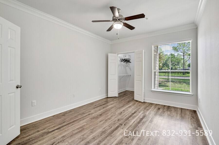 Apartment for rent at 12548 Oxford Park Dr #28RO, Houston, TX 77082