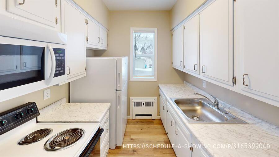 Apartment for rent at 1431 Lincoln Ave #2, Marquette, MI 49855