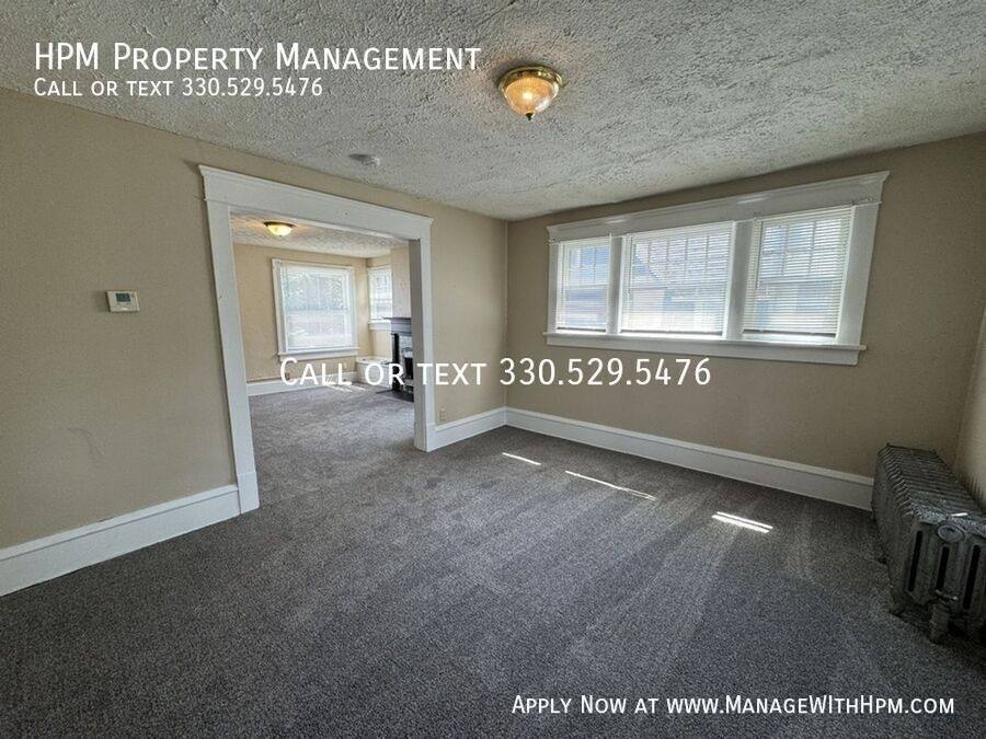 Apartment for rent at 1307 Woodland Ave #2, Canton, OH 44703