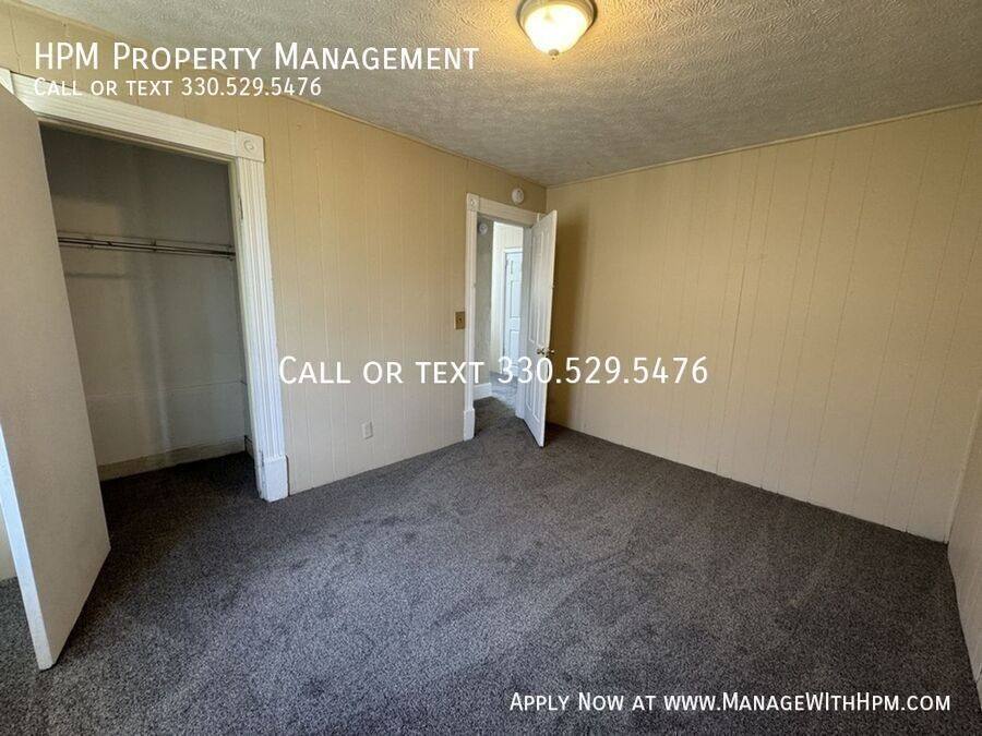 Apartment for rent at 1307 Woodland Ave #2, Canton, OH 44703