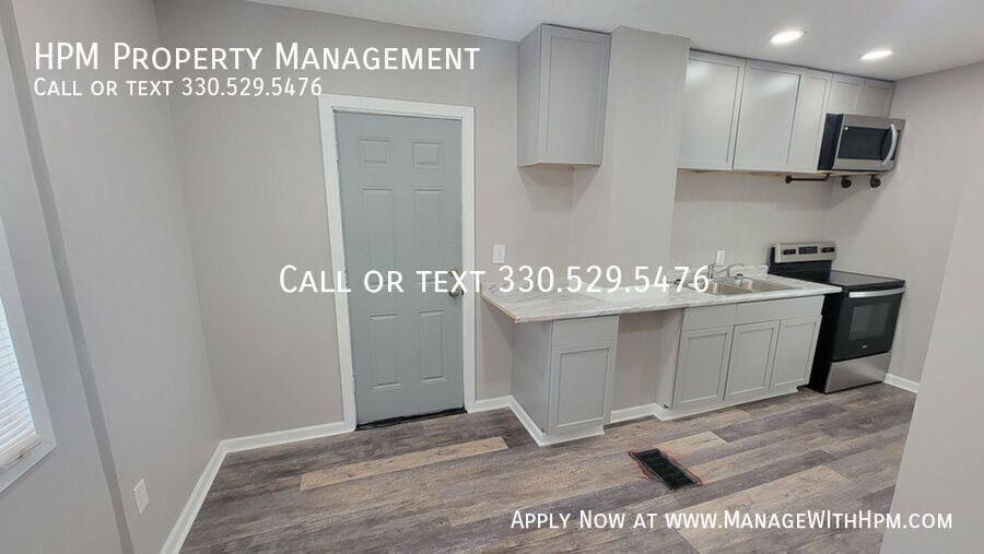 Apartment for rent at 392 Bailey Court First Floor, Akron, OH 44304