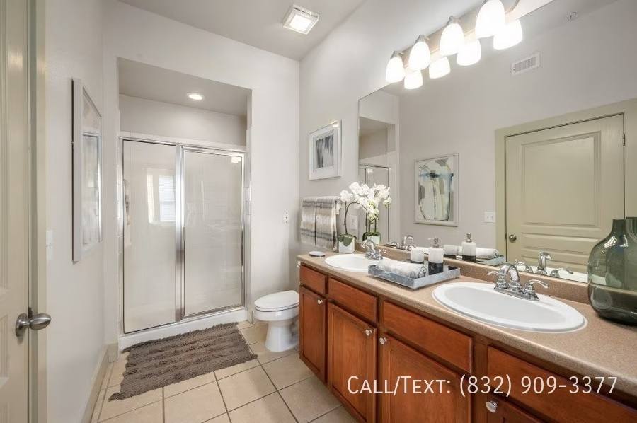 Apartment for rent at 5298 Hidalgo St #GPC, Houston, TX 77056