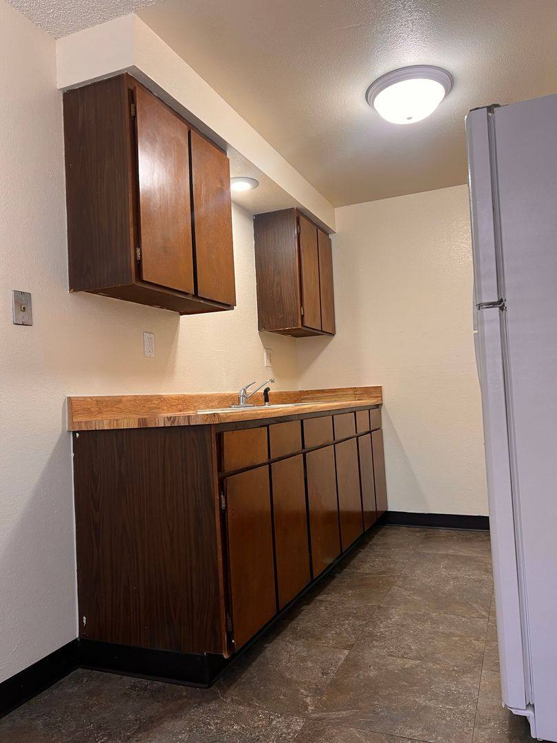 Apartment for rent at 302 Boardman St, Medford, OR 97501