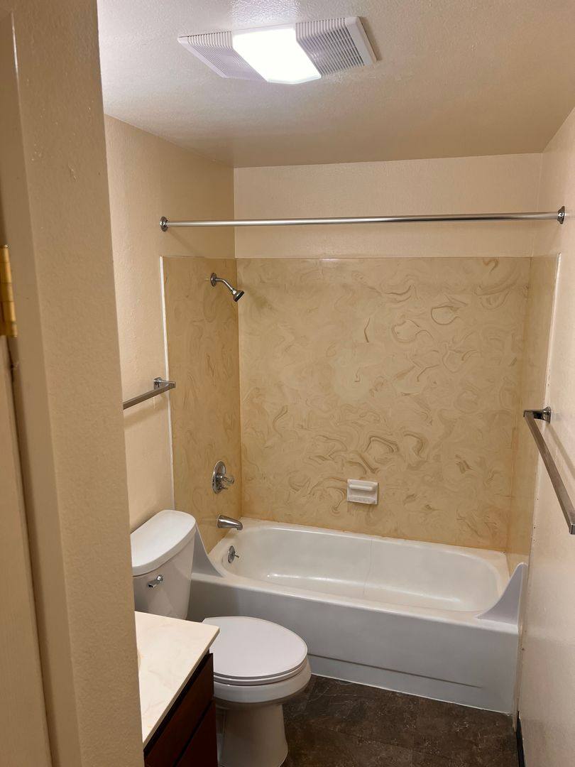 Apartment for rent at 302 Boardman St, Medford, OR 97501
