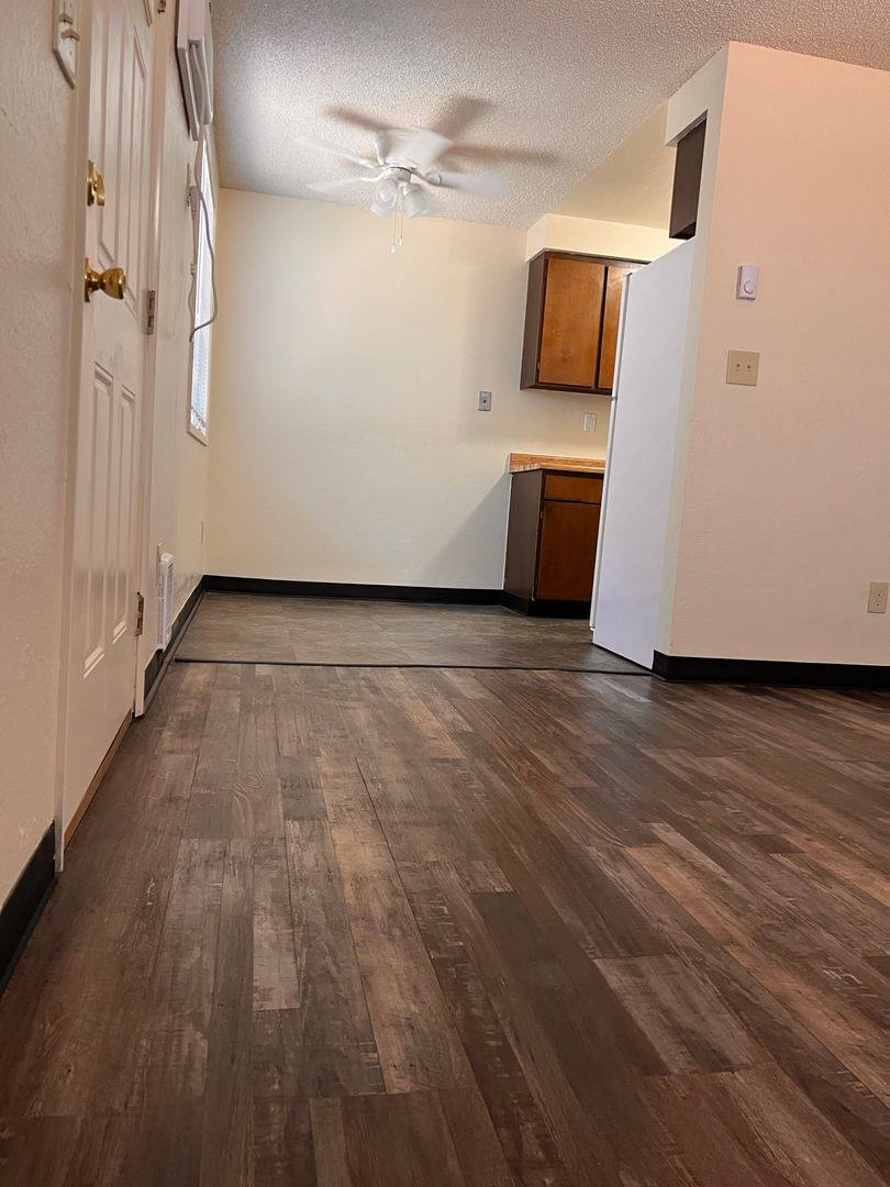 Apartment for rent at 302 Boardman St, Medford, OR 97501