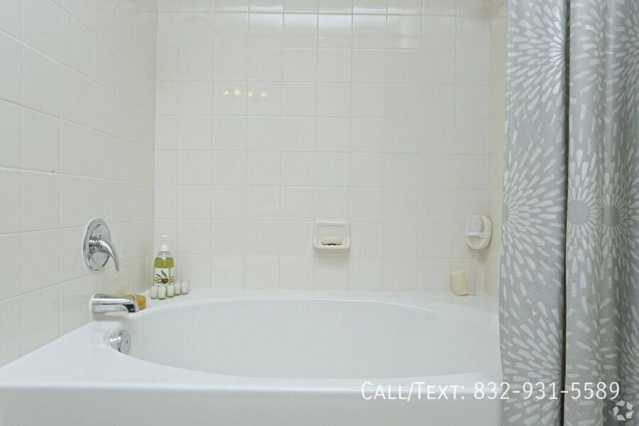 Apartment for rent at 13709 Travis Heights Lane #CPCR, Houston, TX 77059