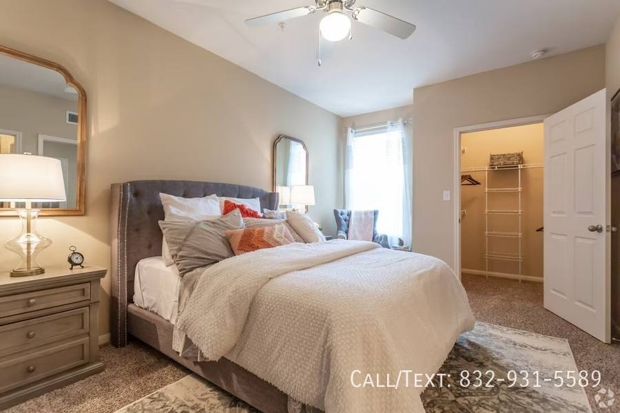Apartment for rent at 13709 Travis Heights Lane #CPCR, Houston, TX 77059