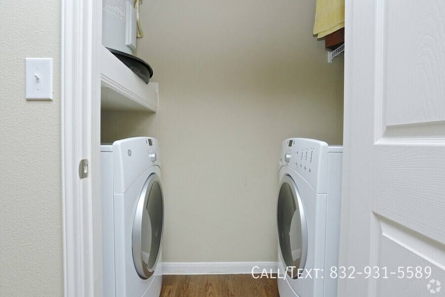 Apartment for rent at 13709 Travis Heights Lane #CPCR, Houston, TX 77059