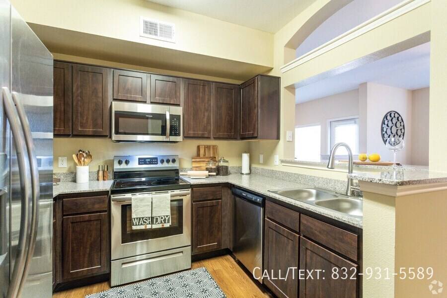 Apartment for rent at 13709 Travis Heights Lane #CPCR, Houston, TX 77059