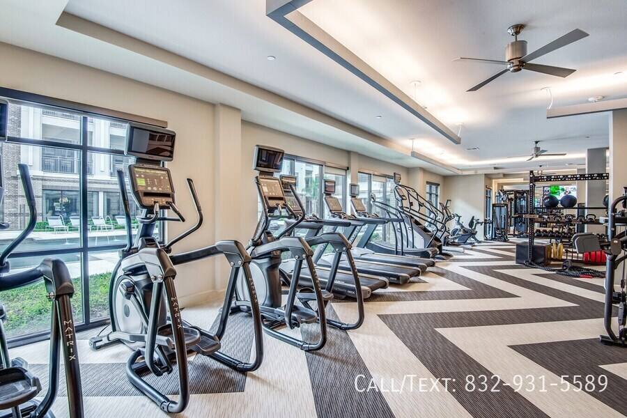 Apartment for rent at 4599 Bellaire Blvd #SCR2, Bellaire, TX 77401